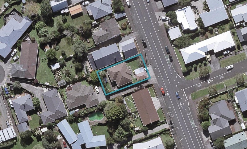 250 Carrington Street, Vogeltown, New Plymouth - Carousel 1