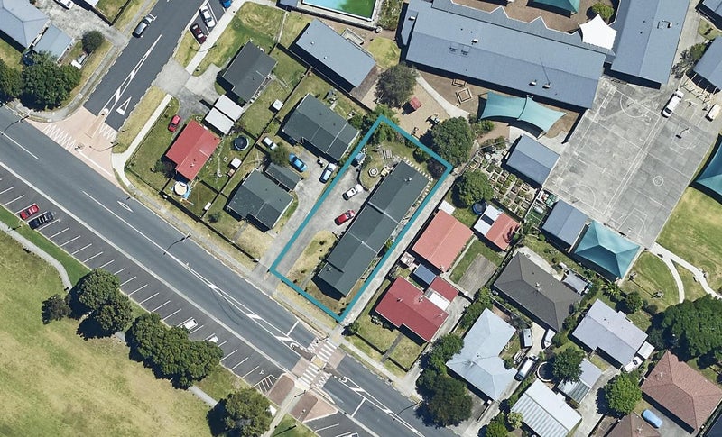 33B Grenada Street, Mount Maunganui, Mount Maunganui - Carousel 1