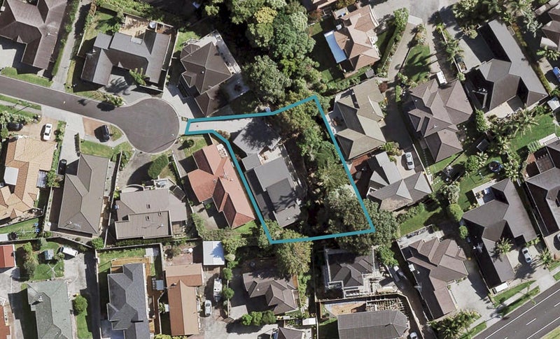 11 Beirut Court, The Gardens, Auckland - Carousel 1