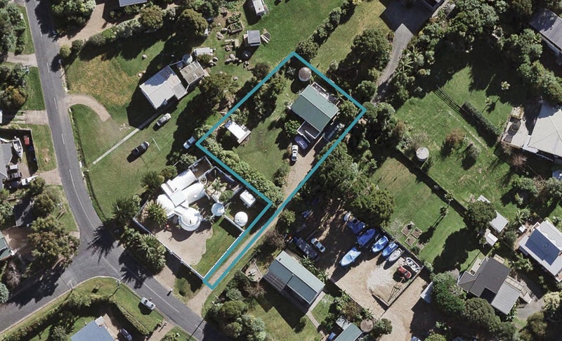 500 Sea View Road, Onetangi, Waiheke Island - Carousel 1