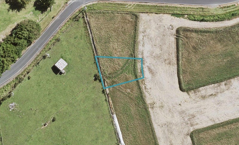 56 Patrick Rice Drive, Swanson, Auckland - Carousel 1