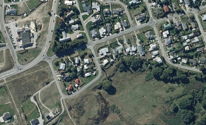15 Wexford Street, Albert Town, Wānaka - Carousel 1