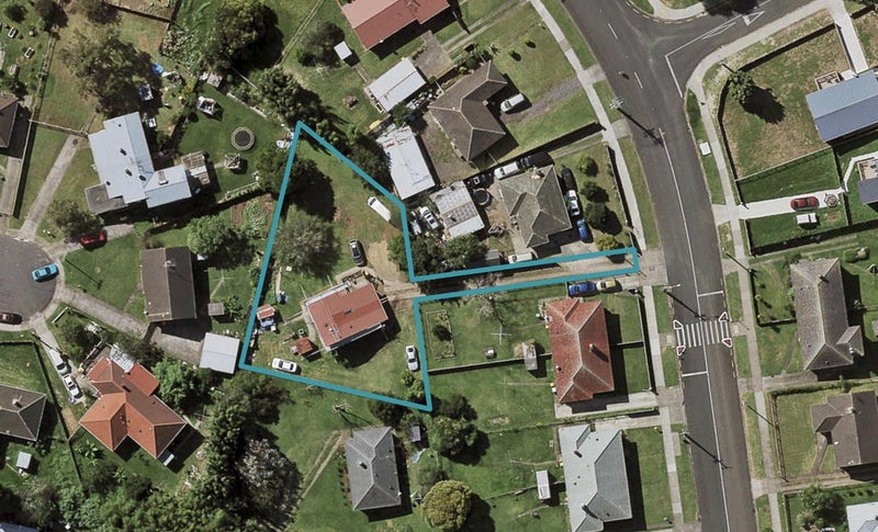23 Alexander Crescent, Otara, Auckland - Carousel 1