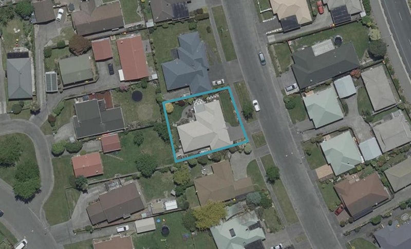 28 Kintyre Drive, Broomfield, Christchurch - Carousel 1