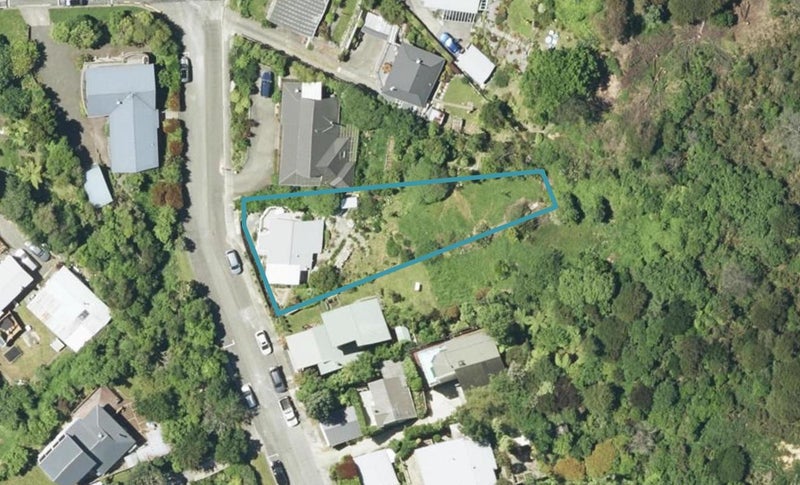 4 Amelia Crescent, Waikawa, Picton - Carousel 1