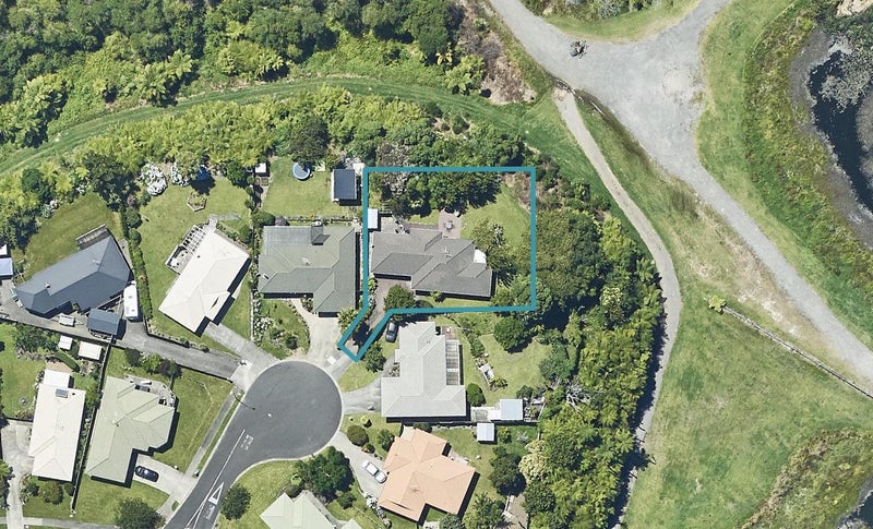 8 Grantham Close, Gate Pa, Tauranga - Carousel 1
