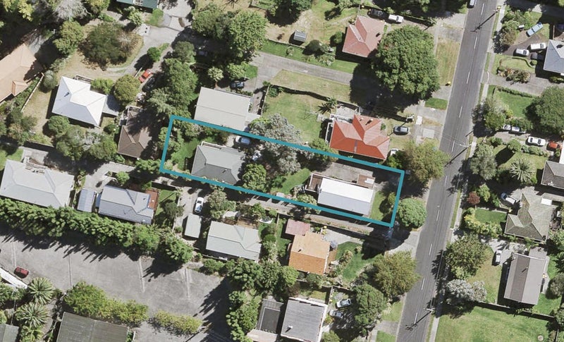 89 Woodglen Road, Glen Eden, Auckland - Carousel 1