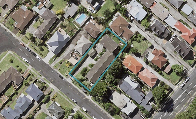 3/5 Waterloo Road, Milford, Auckland - Carousel 1