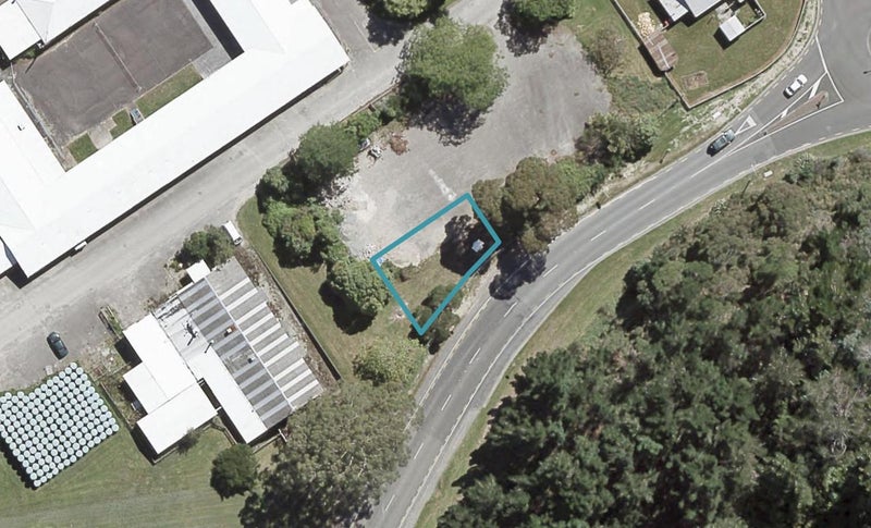 8 Reid Lane, Wallaceville, Upper Hutt - Carousel 1