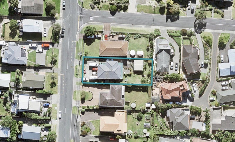 87 Stanmore Bay Road, Stanmore Bay, Whangaparaoa - Carousel 1