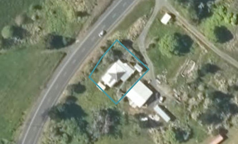 1526 State Highway 16, Helensville, Helensville - Carousel 1