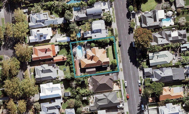 12 Masons Avenue, Herne Bay, Auckland - Carousel 1