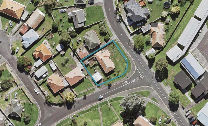17 Potter Avenue, Wesley, Auckland - Carousel 1