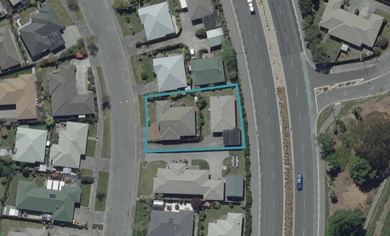 2/53 Kintyre Drive, Broomfield, Christchurch - Carousel 1
