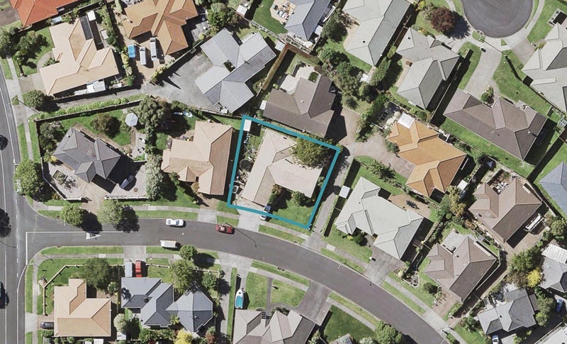 57 Matterhorn Crescent, Northpark, Auckland - Carousel 1