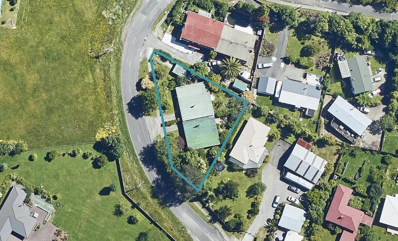 5A Mountain Road, Western Heights, Rotorua - Carousel 1