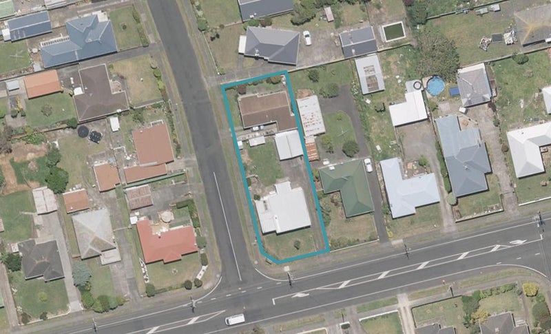 2 Tawhero Street, Gonville, Whanganui - Carousel 1