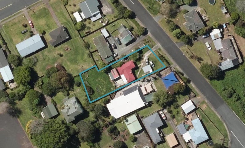 3 Farmer Street, Kamo, Whangarei - Carousel 1