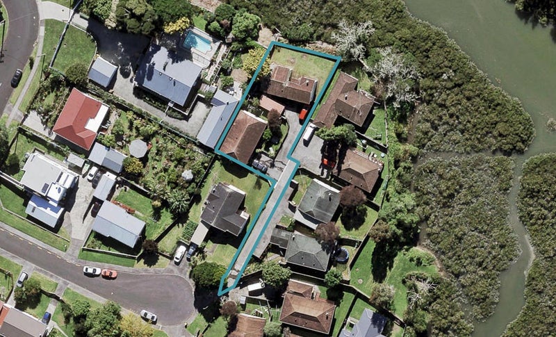 6A Durrant Place, New Lynn, Auckland - Carousel 1