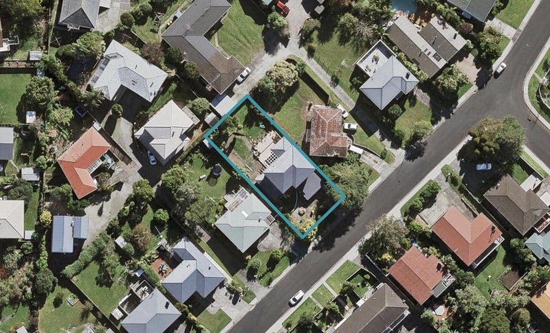 31 Holland Road, Hillcrest, Auckland - Carousel 1