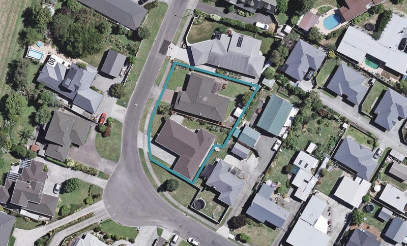 2/11 Birdwood Street, Taradale, Napier - Carousel 1