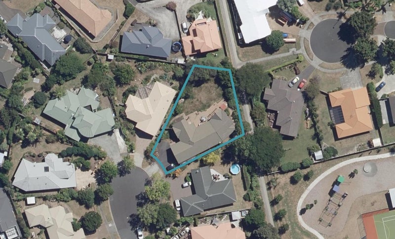30 Cashmere Place, Flagstaff, Hamilton - Carousel 1