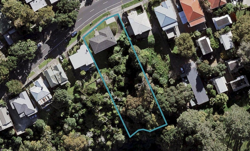 32 West End Road, Herne Bay, Auckland - Carousel 1