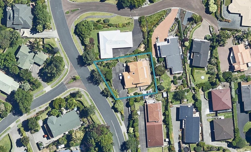 4 Little John Drive, Bellevue, Tauranga - Carousel 1