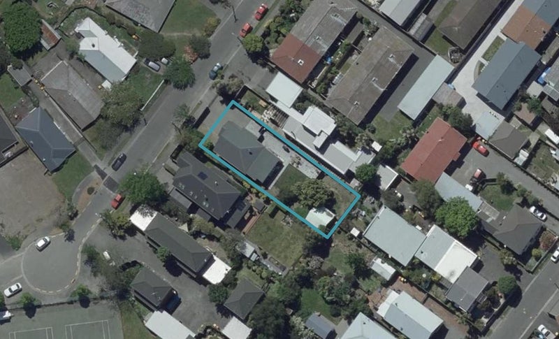 11 Coles Place, St Albans, Christchurch - Carousel 1