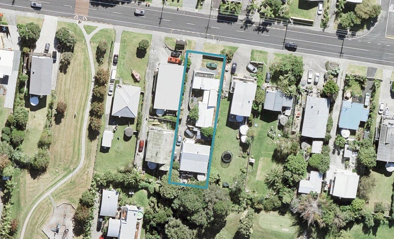 1289B Whangaparaoa Road, Army Bay, Whangaparaoa - Carousel 1