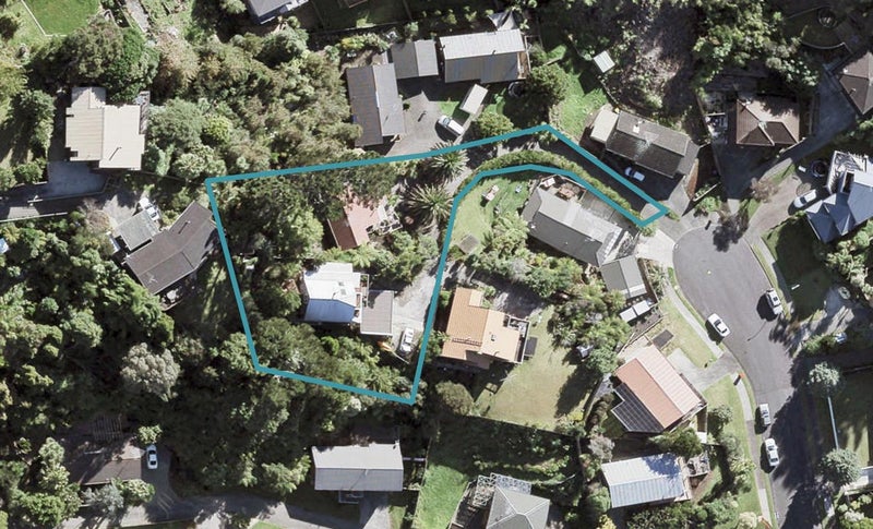 2/65 Topliss Drive, Northcross, Auckland - Carousel 1