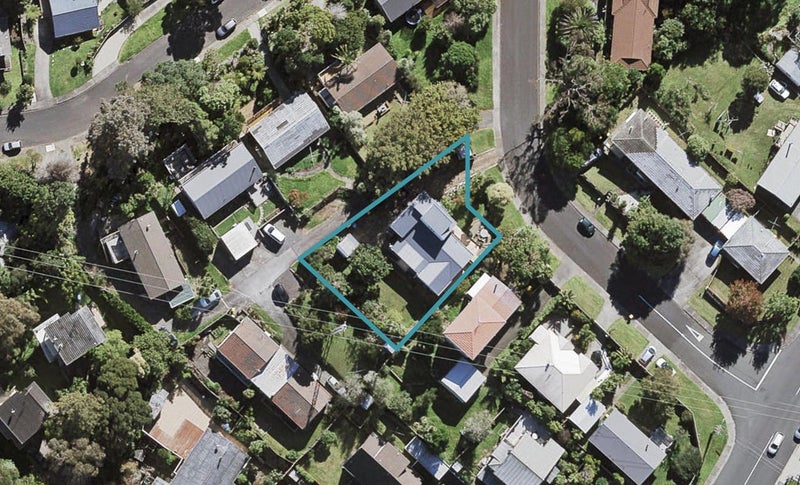 4 Leigh Terrace, Bayview, Auckland - Carousel 1