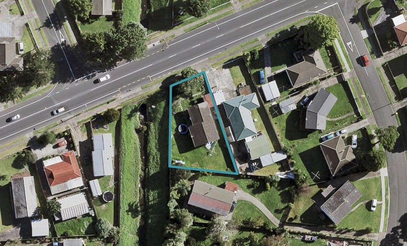 132 Mahia Road, Wattle Downs, Auckland - Carousel 1