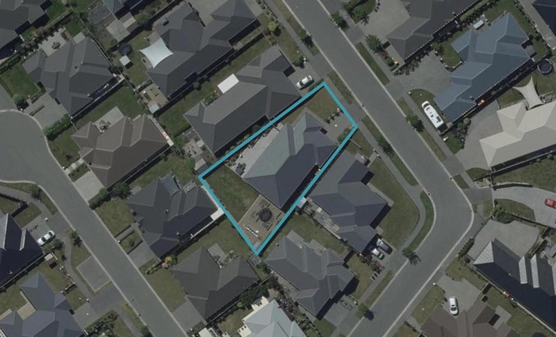 51 Josephine Crescent, Aidanfield, Christchurch - Carousel 1
