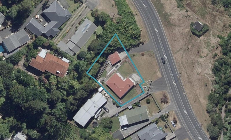 11 Silverdale Road, Silverdale, Hamilton - Carousel 1