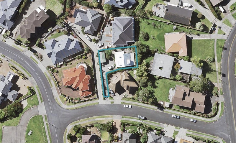 3A McCahill Views, Botany Downs, Auckland - Carousel 1