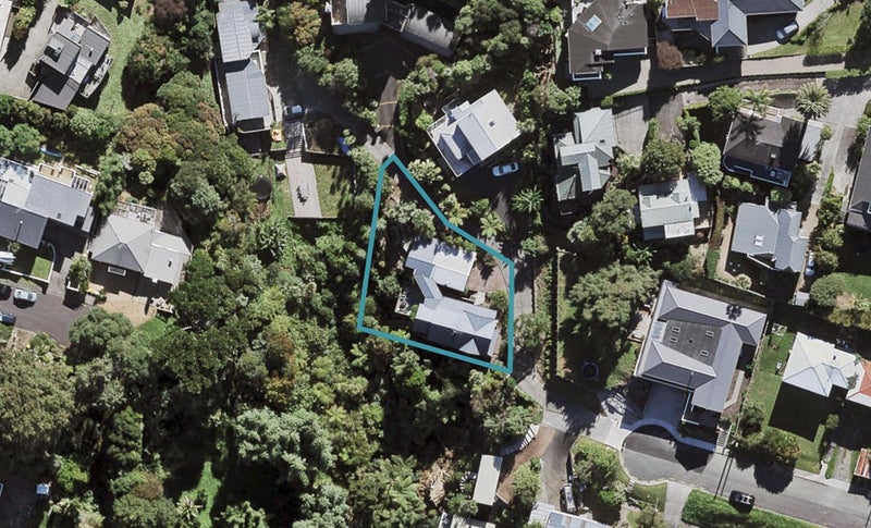 93 Palmerston Road, Birkenhead, Auckland - Carousel 1