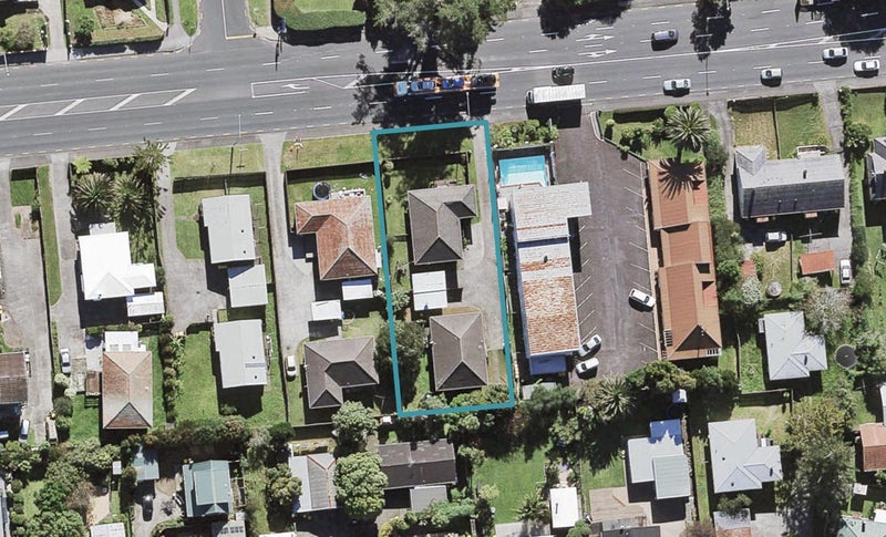 3164 Great North Road, New Lynn, Auckland - Carousel 1