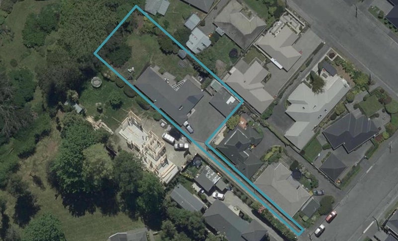 27 Gleneagles Terrace, Ilam, Christchurch - Carousel 1