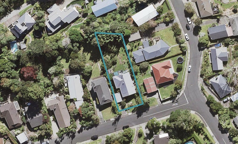 7 Catrina Avenue, Birkenhead, Auckland - Carousel 1