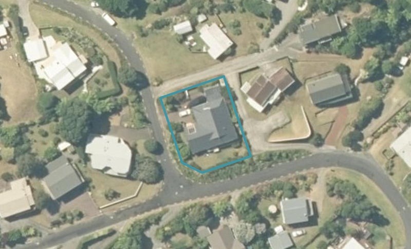 1A Tirinui Crescent, Tairua - Carousel 1