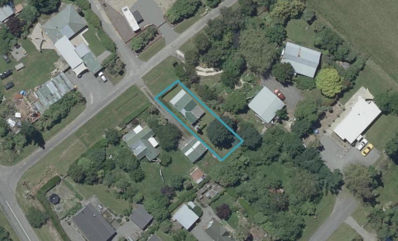 10 Farr Street, Coalgate - Carousel 1