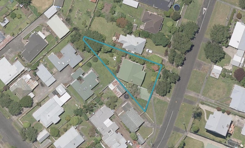 7 Maketu Street, Whanganui East, Whanganui - Carousel 1