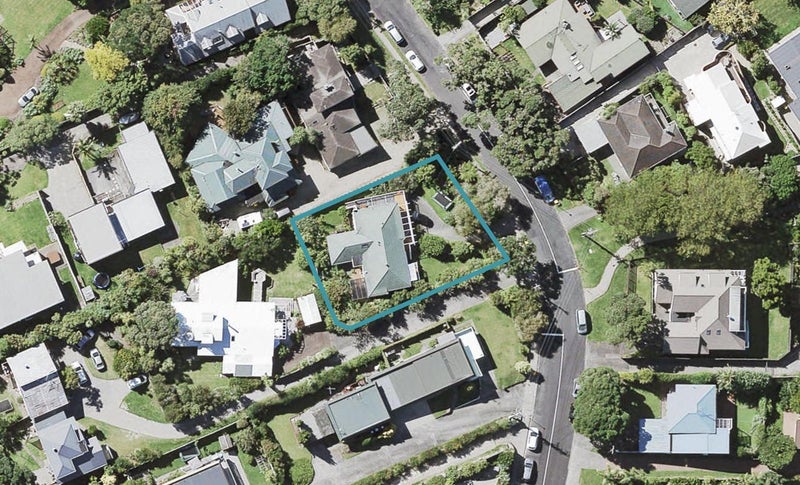 21 Aotearoa Terrace, Murrays Bay, Auckland - Carousel 1