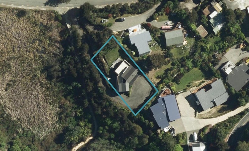 31 Martin Farm Road, Kaiteriteri - Carousel 1