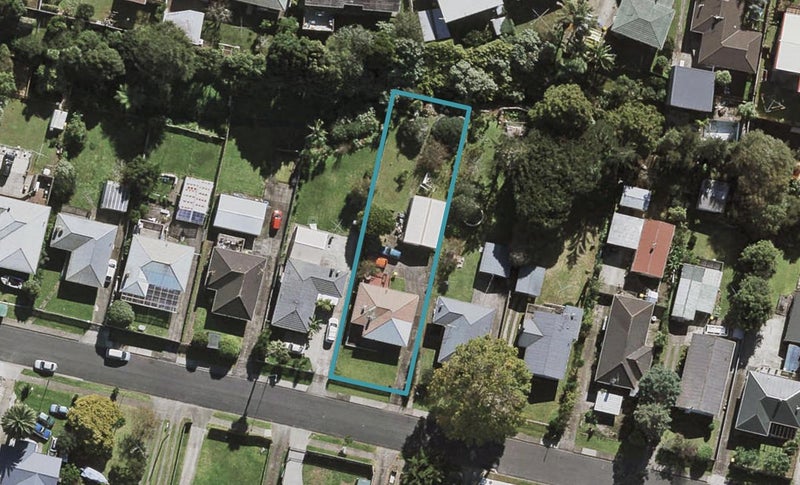 32 McLean Avenue, Papatoetoe, Auckland - Carousel 1