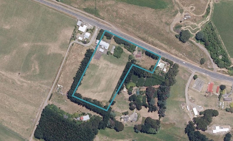 1108 Rangiotu Road, Rangiotu, Palmerston North - Carousel 1