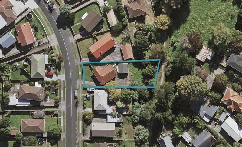 90 Alabaster Drive, Papatoetoe, Auckland - Carousel 1