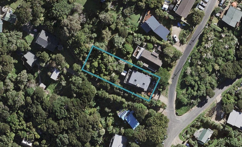3 Burrell Road Extension, Oneroa, Waiheke Island - Carousel 1