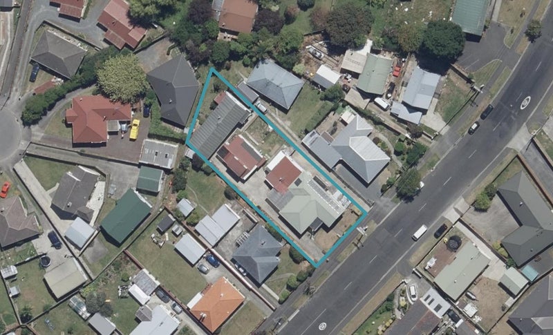 8A Pine Avenue, Bader, Hamilton - Carousel 1